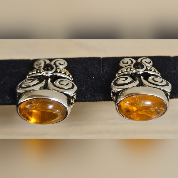 JOSEPH ESPOSITO TWO TONE SILVER GOLD CLIP-ON EARRING WITH GOLD CABACHON - Picture 11 of 15